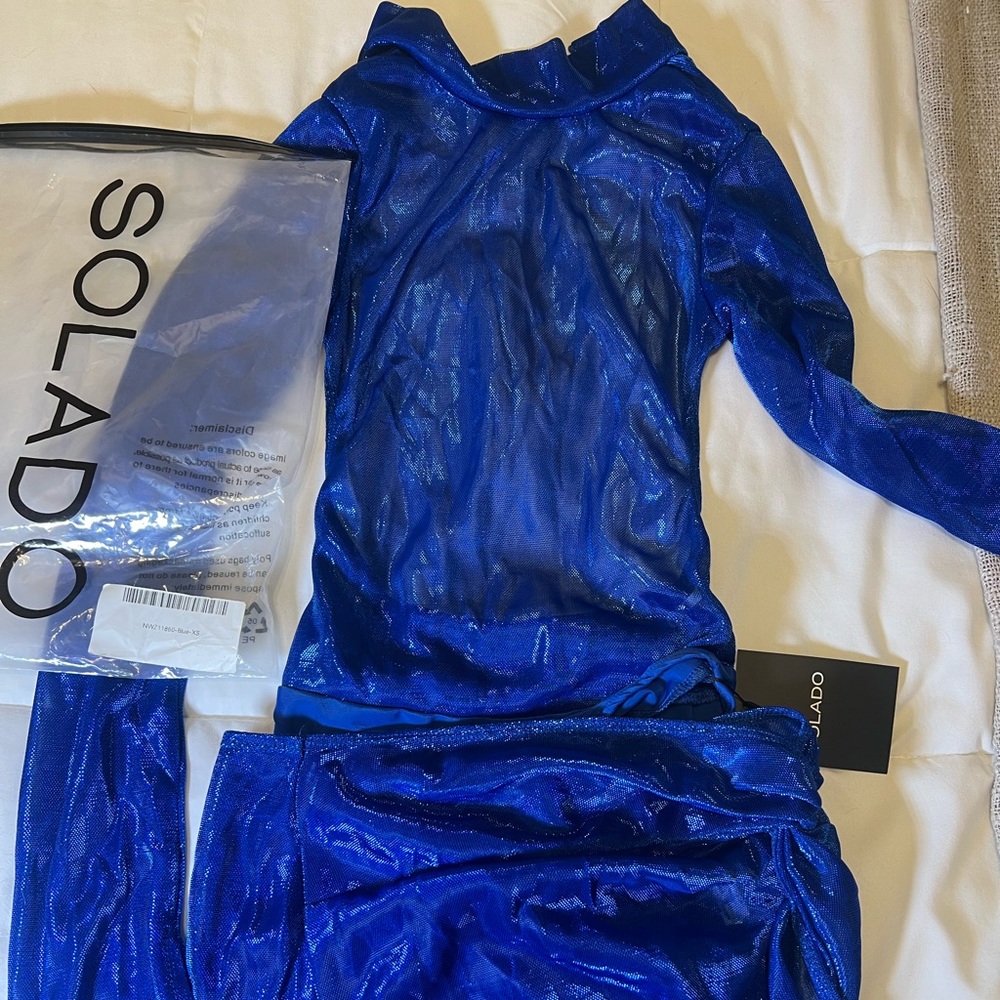 SOLADO Open Back Long Sleeve Bodysuit & Split Hem Skirt Set × 1